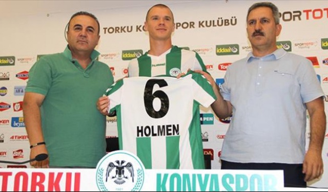 Holmen, trafik kazası yaptı