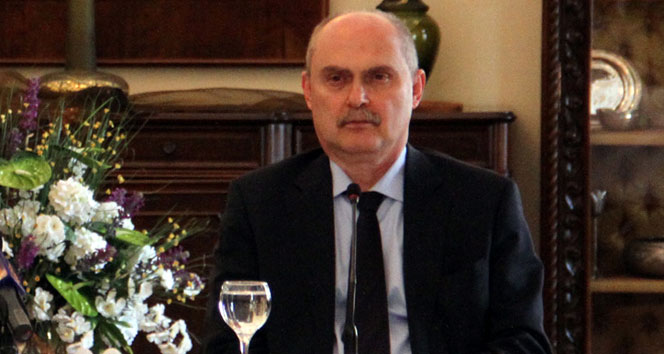 Dışişleri Bakanı Feridun Sinirlioğlu kimdir?