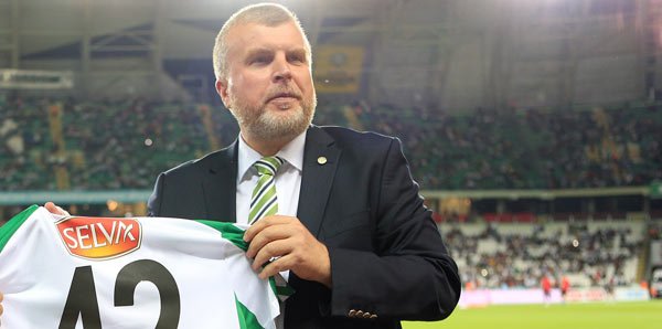 Ahmet Şan'dan Kocaman'a gönderme