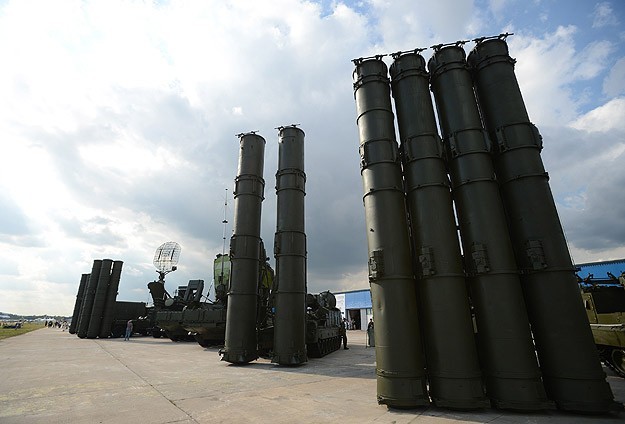 Rusya Suriye’ye S-300 kompleksini teslim etti