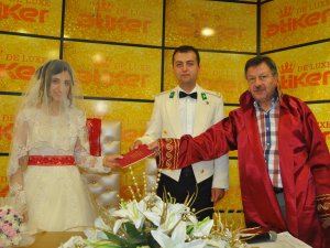 Esra ve Halil mutluluğa ‘evet’ dedi