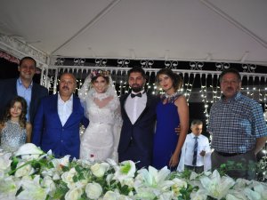 Ürdem ve Doğan aileleri akraba oldu
