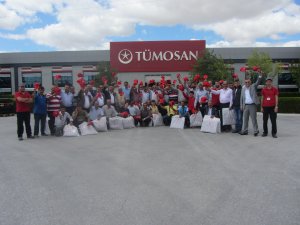 TÜMOSAN, Erzurumlu ve Erzincanlı Çiftçileri Konya’daki fabrikasında ağırladı