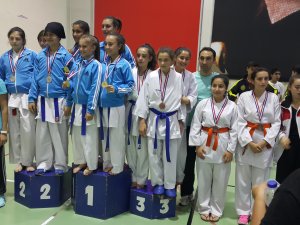 Konyalı karatecilerden başarılı sonuçlar