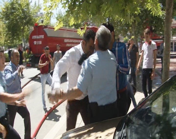 Konya'da, polise kafa  atan şahıs mahkemede serbest bırakıldı