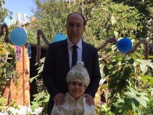 İhsan Bostancı oğlunu sünnet ettirdi
