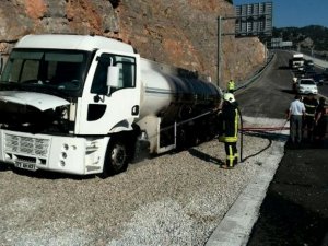 Konya'da asfalt yüklü tankerde çıkan yangın söndürüldü