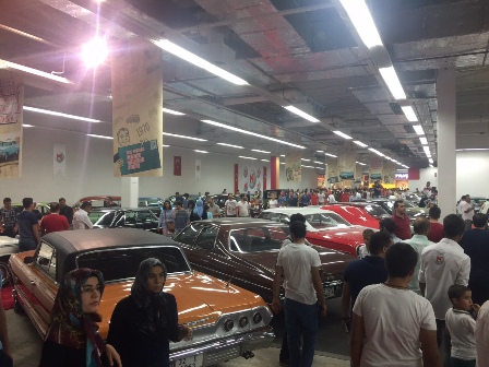 Klasik Otomobiller M1 Merkez Konya AVM’de görücüye çıktı