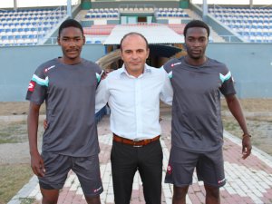 Beyşehir Belediyespor iki siyahi futbolcuyu deniyor
