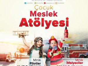 ‘Minik Pilotlar’ ve ‘Minik İtfaiyeciler’ Kentplaza’da
