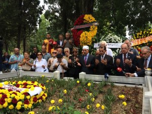 "Taçsız Kral" anıldı