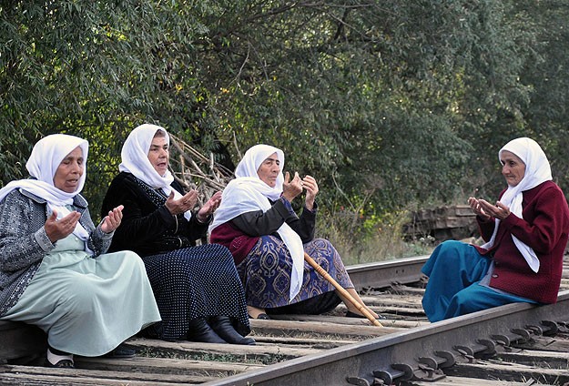 Ahıska Türkleri "ayrılığın başladığı" eski tren istasyonunda