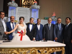 Betül ile Ufuk mutluluğa evet dedi