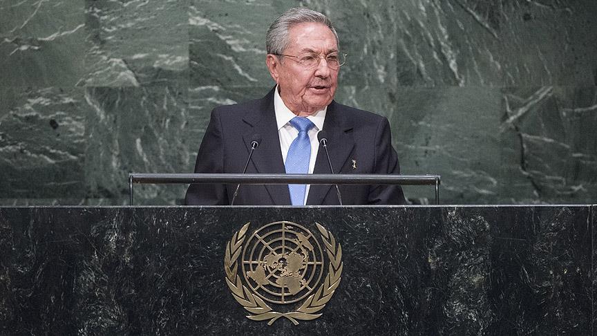 Raul Castro küresel güçleri eleştirdi
