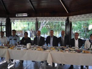 Meram Muhtarları bayramlaştı