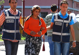 Rögar kapağı hırsızları yakalandı