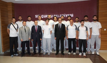 Basketbol takımı Altay'ı ziyaret etti
