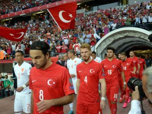 Türkiye İzlanda maçı ne zaman, saat kaçta?