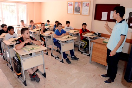 Bilgi merkezine kayıtlar sürüyor