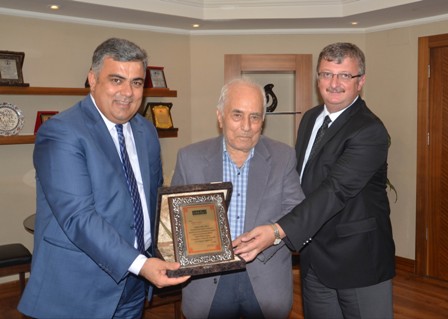 İşadamından Özgüven’e ziyaret