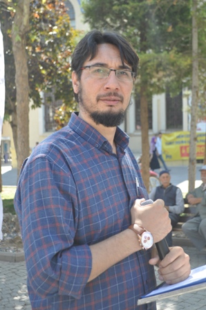 "Kâfire karşı tek yürek olalım"