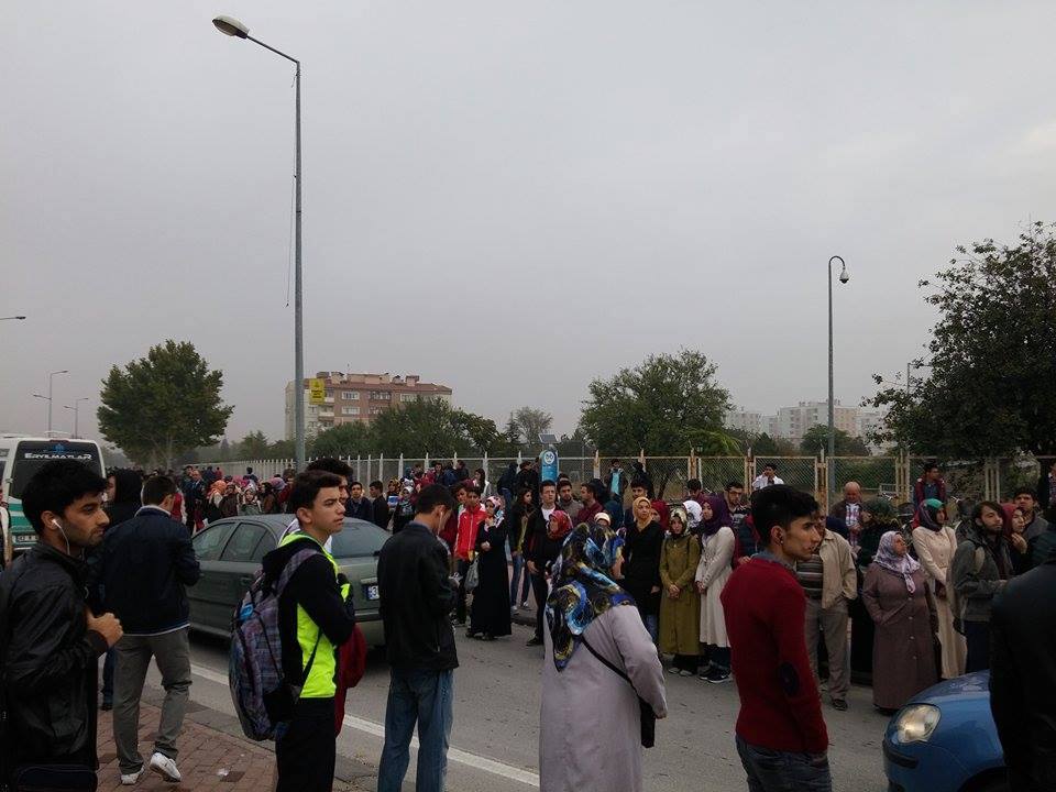 Tel koptu tramvay seferleri durdu
