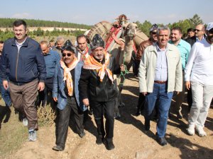 Konya’da Mazi’den Ati’ye Ticaret Kervanı Yürüyüşü