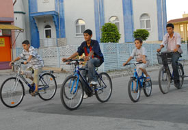 Ereğli'de bisiklet tamircileri işlerinden memnun