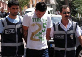 Hırsızı "Tokyo 25" yazan tişörtü yakalattı