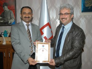 Paslı satranç antrenörü oldu