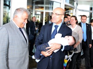 Bakan Şimşek'in aile saadeti