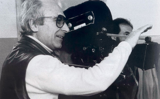 Memduh Ün hayatını kaybetti