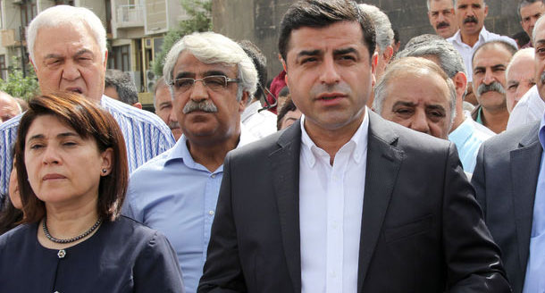 Leyla Zana’nın çağrısı Demirtaş’ı gerdi