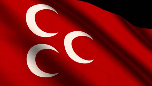 MHP'de şok istifa!