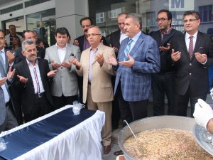 Konya SMMMO'dan aşure ikramı