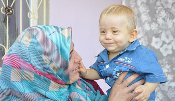 Mavi ışık hastası Mustafa bebek, hayatını kaybetti