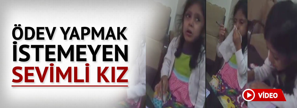 Ödev yapmak istemeyen sevimli kız