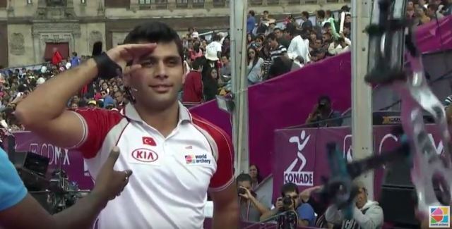 Makaralı Yayda Altın Madalya Demir Elmaağaçlı'nın