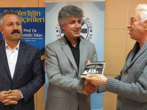 TYB’de “Sekülerleşmenin Yeni Biçimleri” konuşuldu