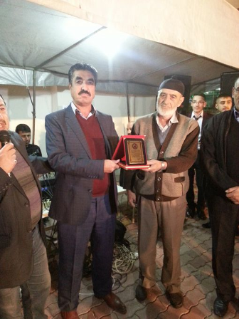 Düğün magandası değil, düğün plaketi