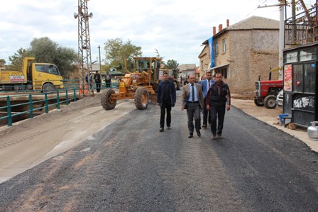 Beyşehir’de sıcak asfalt çalışmaları