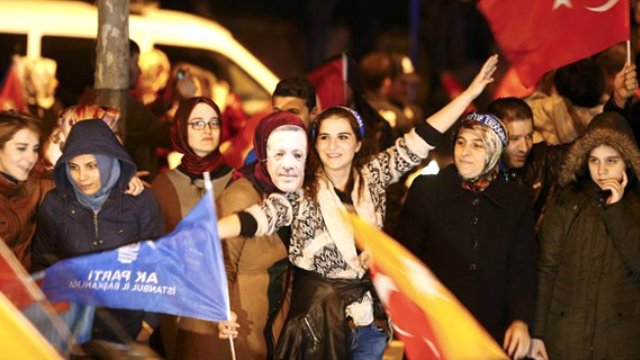 AK Parti İç Anadolu'da Arı Gibi Çalışıp Zafere Koştu, MHP Eridi