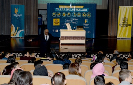 Öğrenciler Yazarlarla Buluşuyor