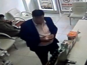 Sahte euro ile cinsel gücü arttırıcı ilaç aldı