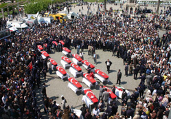 Kazada ölenler İzmir'e götürüldü