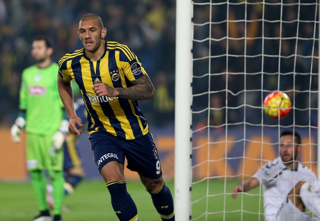 Fenerbahçe'yi, üç golcüsü taşıdı