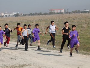 Atatürk’ü Anma Kros İl Birinciliği yapıldı