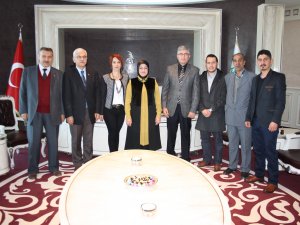 Cemiyet'ten Meram Belediye Başkanı Fatma Toru'ya ziyaret