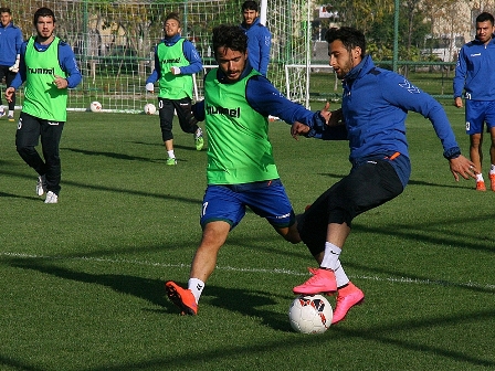 Dev Kartal, seri peşinde