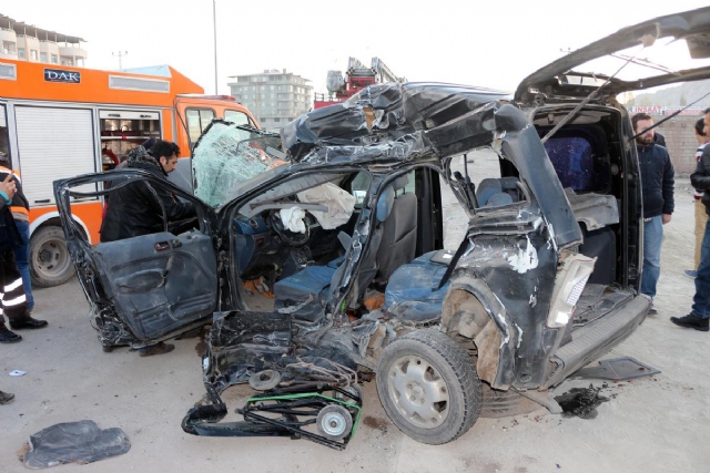 Trafik kazaları 10 yılda 40 bin can aldı